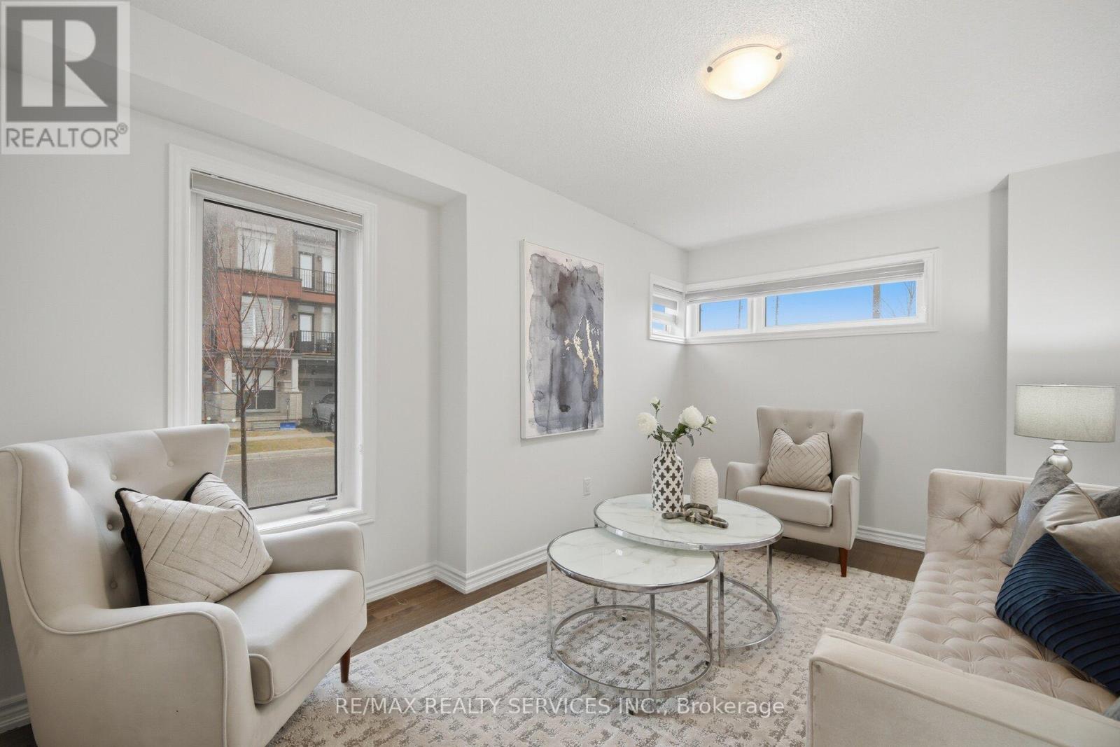 68 Donald Ficht Crescent, Brampton, Ontario  L7A 5H7 - Photo 6 - W13001072