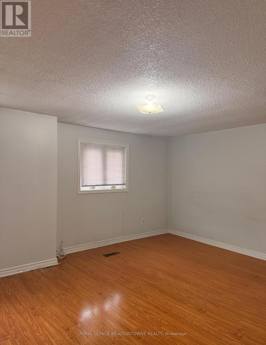 5048 Willowood Drive, Mississauga, Ontario L5R 3R6 - Photo 14 - W13001184