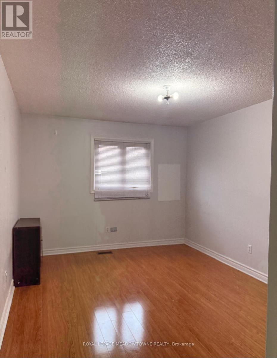 5048 Willowood Drive, Mississauga, Ontario L5R 3R6 - Photo 18 - W13001184