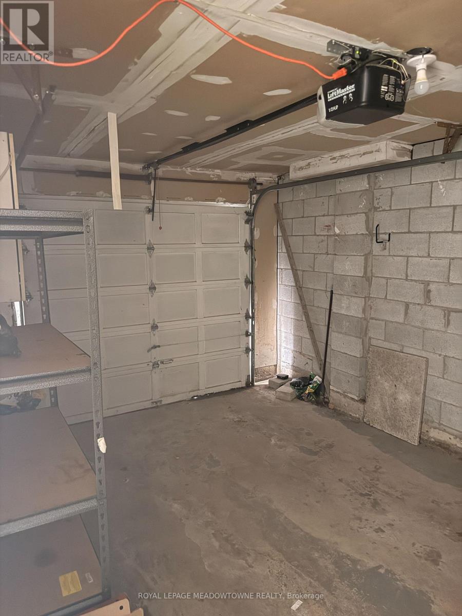 5048 Willowood Drive, Mississauga, Ontario L5R 3R6 - Photo 22 - W13001184