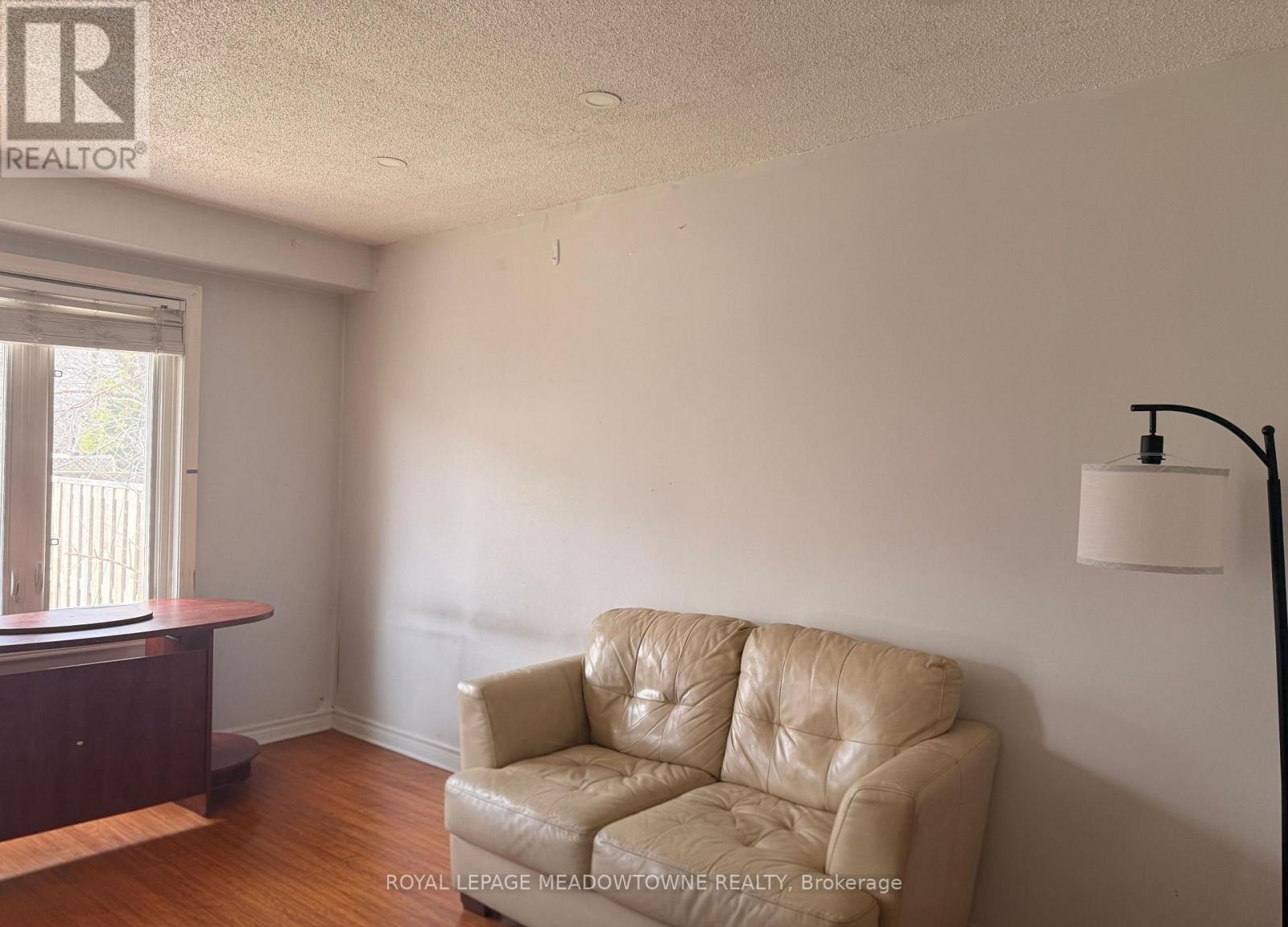 5048 Willowood Drive, Mississauga, Ontario L5R 3R6 - Photo 6 - W13001184