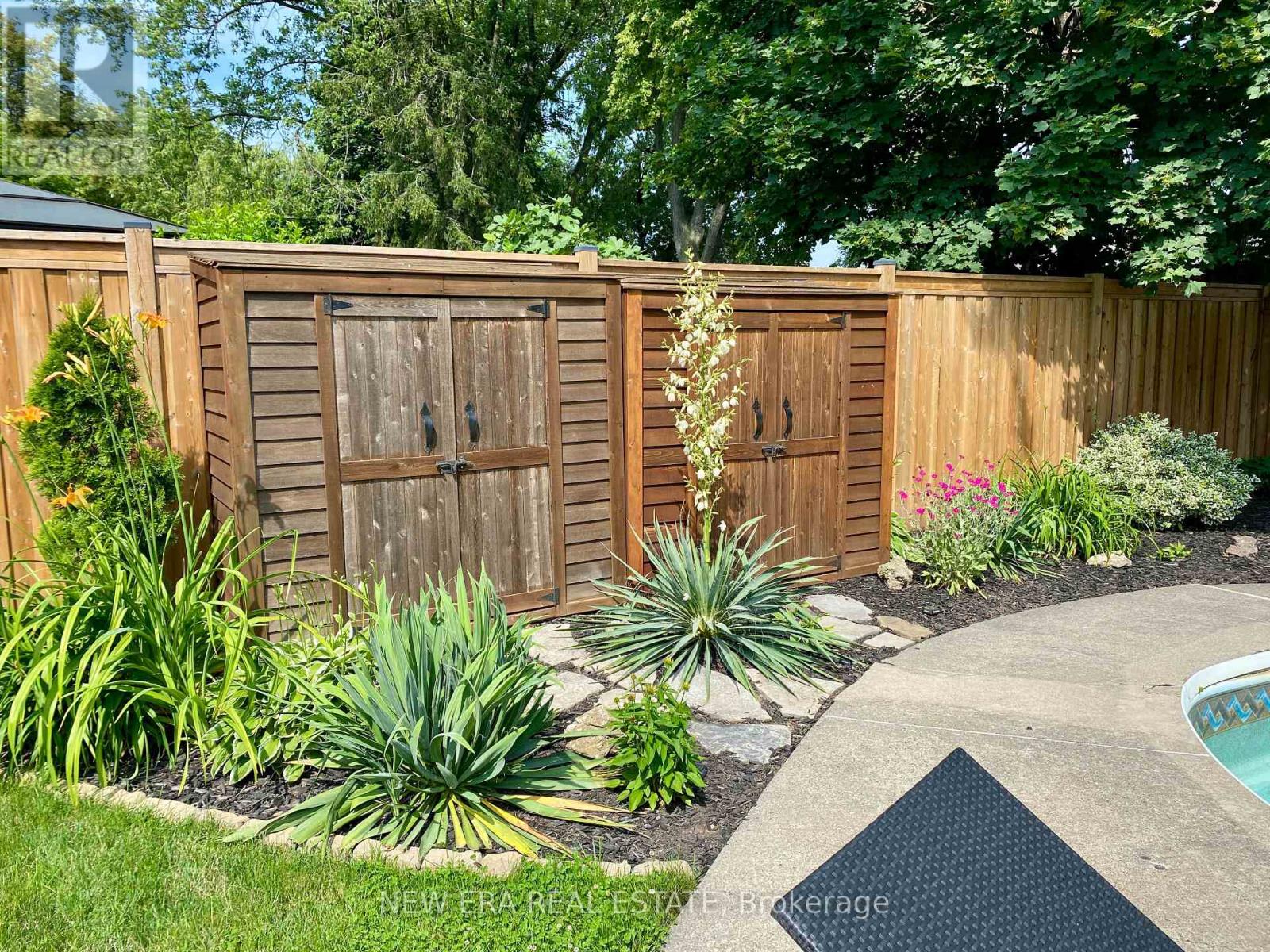 2611 Truscott Drive, Mississauga, Ontario  L5J 2B6 - Photo 20 - W13001190