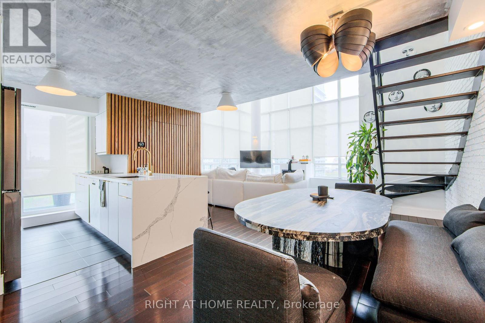 728 - 250 Manitoba Street Se, Toronto, Ontario M8Y 4G8 - Photo 12 - W13001248