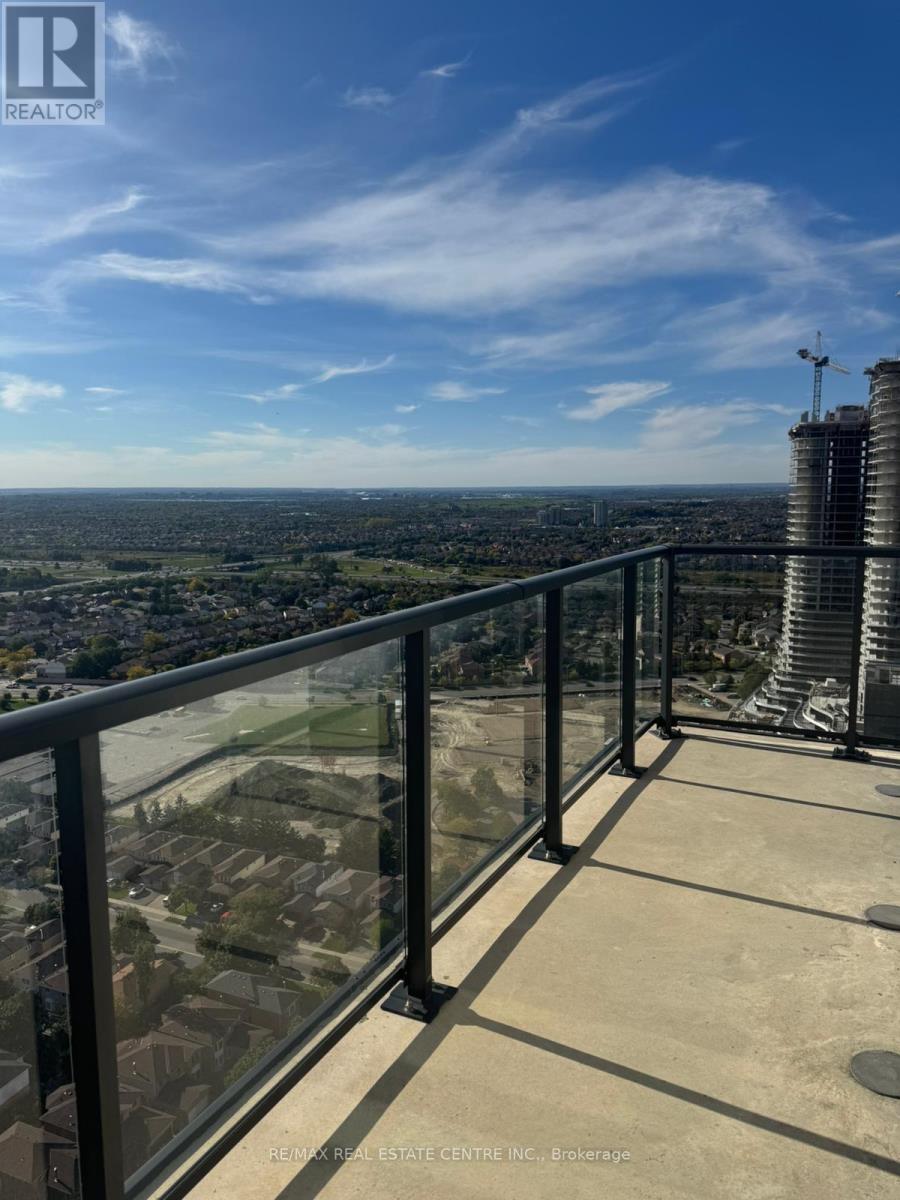 Ph1 - 4055 Parkside Village Drive, Mississauga, Ontario  L5B 0K8 - Photo 4 - W13001272