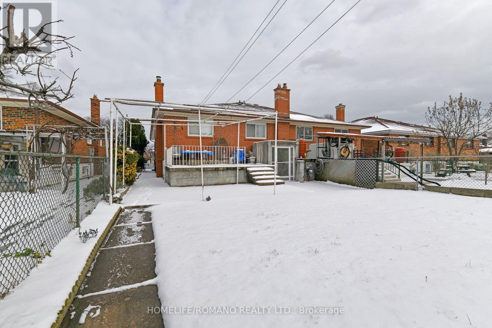 58 Hisey Crescent, Toronto (Black Creek), Ontario  M3N 1V1 - Photo 25 - W13001280