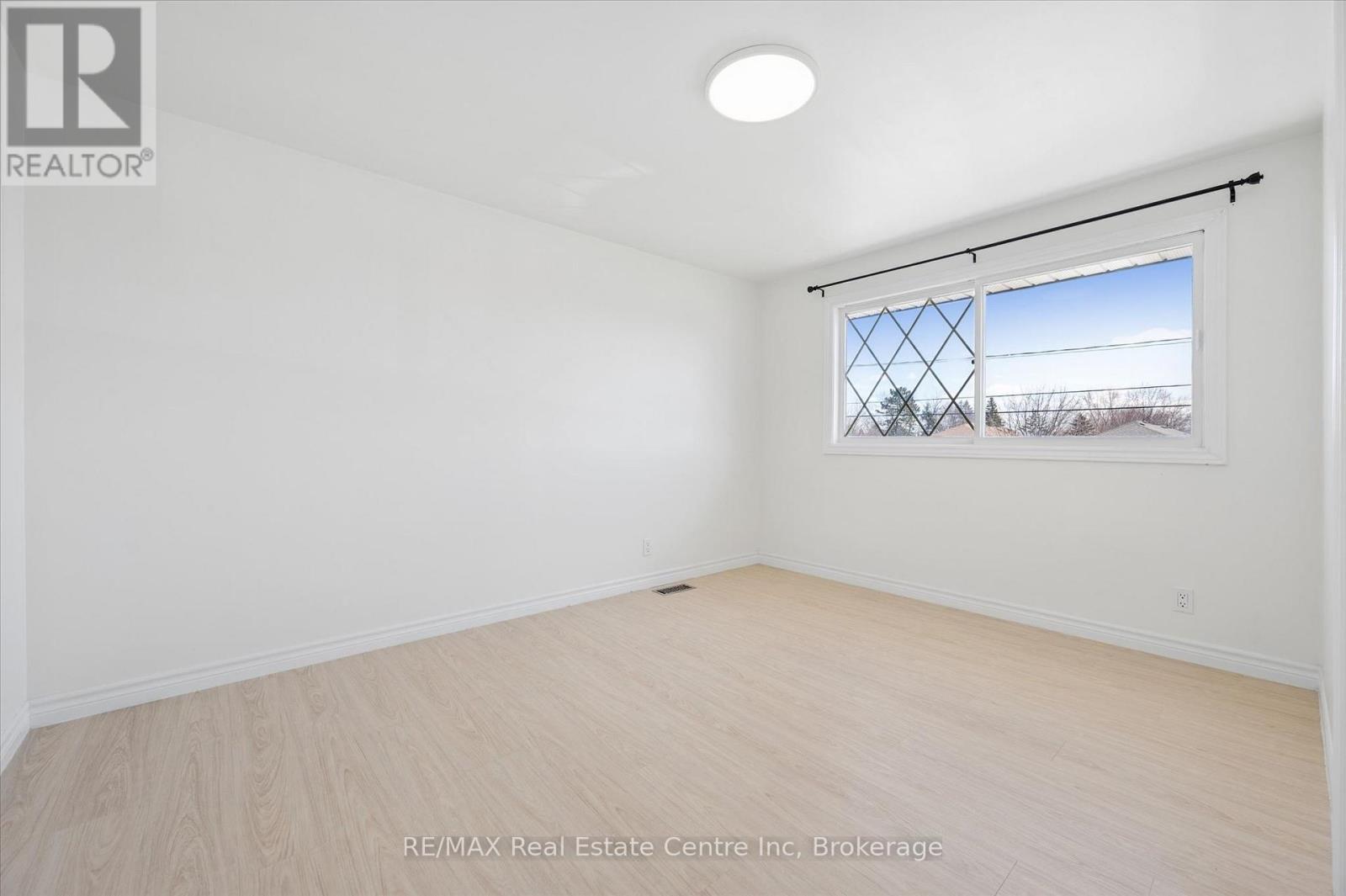 6 Eastview Road, Guelph, Ontario  N1E 1Z4 - Photo 19 - X12998270