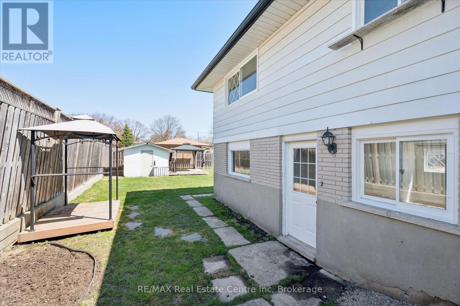 6 Eastview Road, Guelph, Ontario  N1E 1Z4 - Photo 37 - X12998270