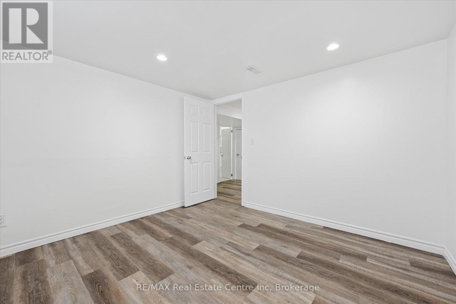 6 Eastview Road, Guelph, Ontario  N1E 1Z4 - Photo 32 - X12998270