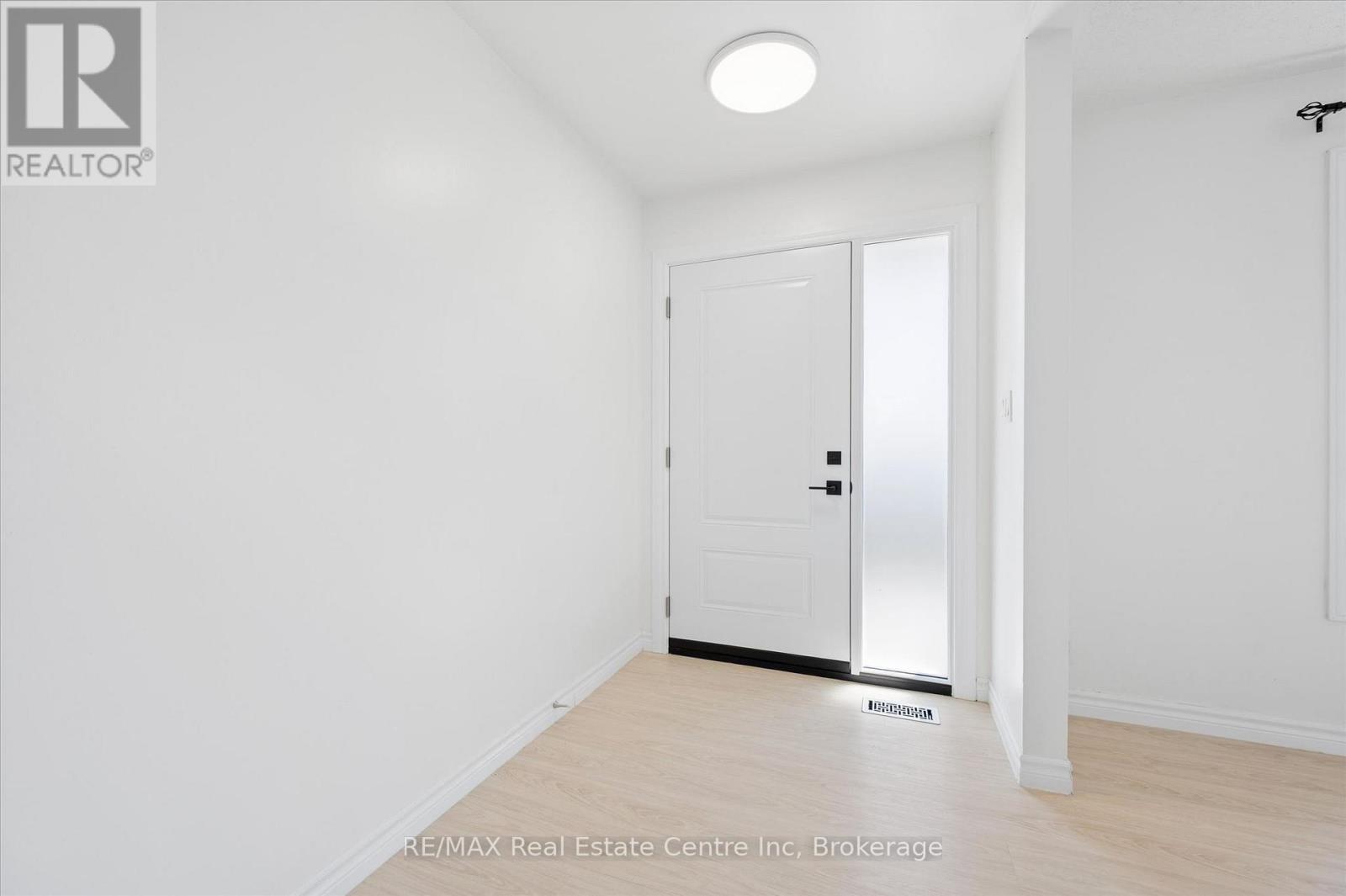 6 Eastview Road, Guelph, Ontario  N1E 1Z4 - Photo 6 - X12998270