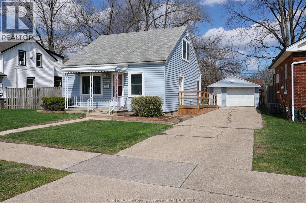 1118 Felix Avenue, Windsor, Ontario  N9C 3L7 - Photo 2 - 26008211