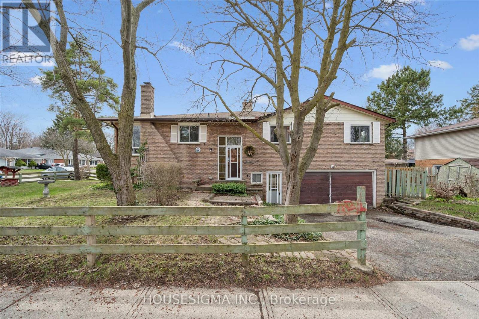 3 Inadale Court, Kitchener, Ontario  N2M 2Z7 - Photo 2 - X13001002