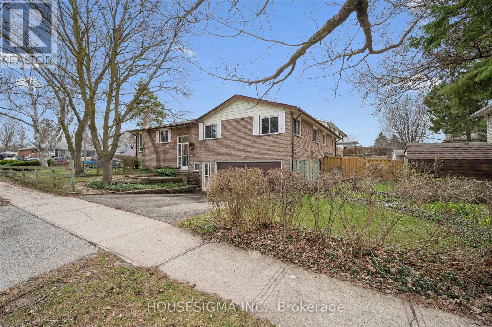 3 Inadale Court, Kitchener, Ontario  N2M 2Z7 - Photo 3 - X13001002