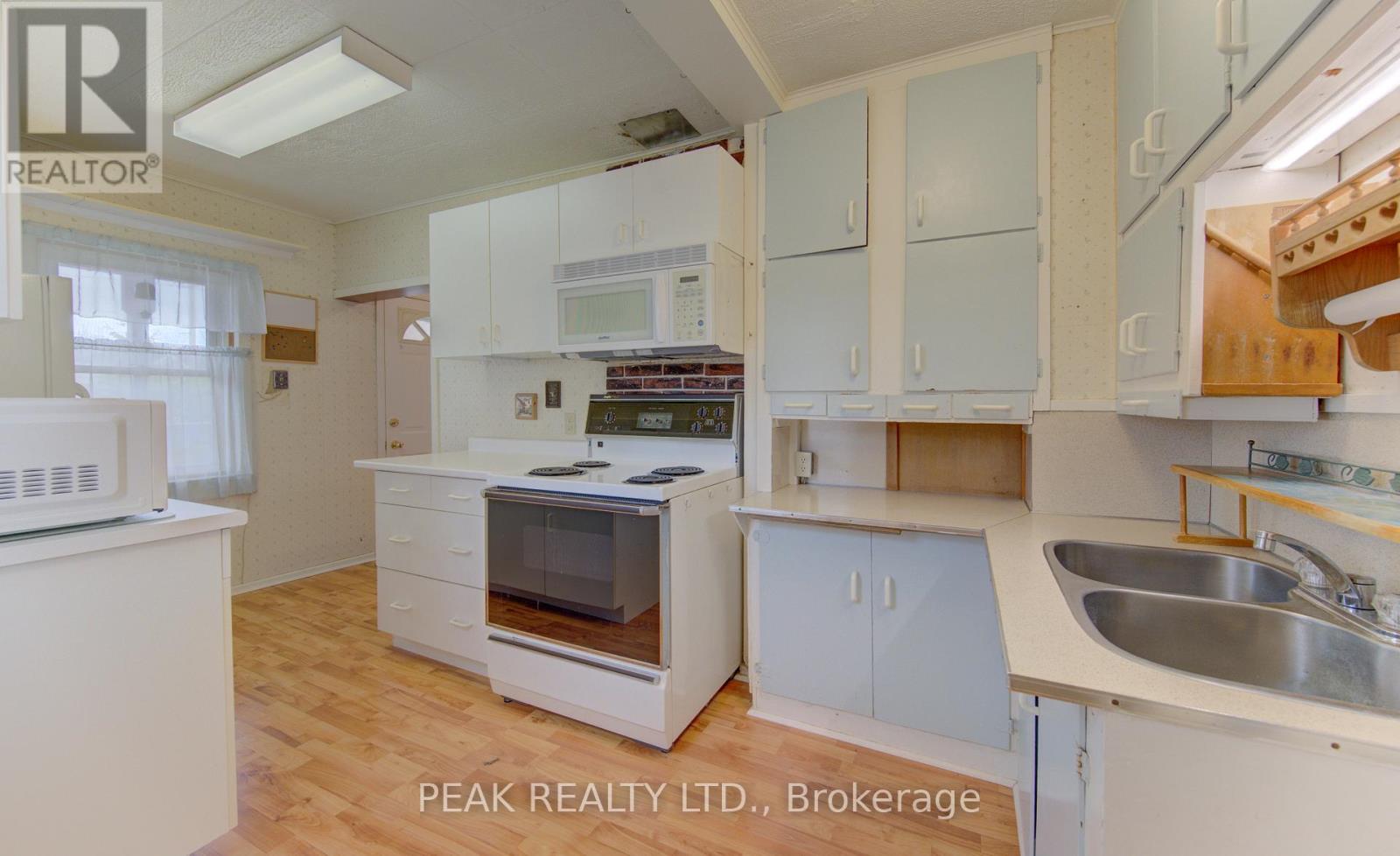 386 Peel Street, Wilmot, Ontario  N3A 1E5 - Photo 7 - X13001044