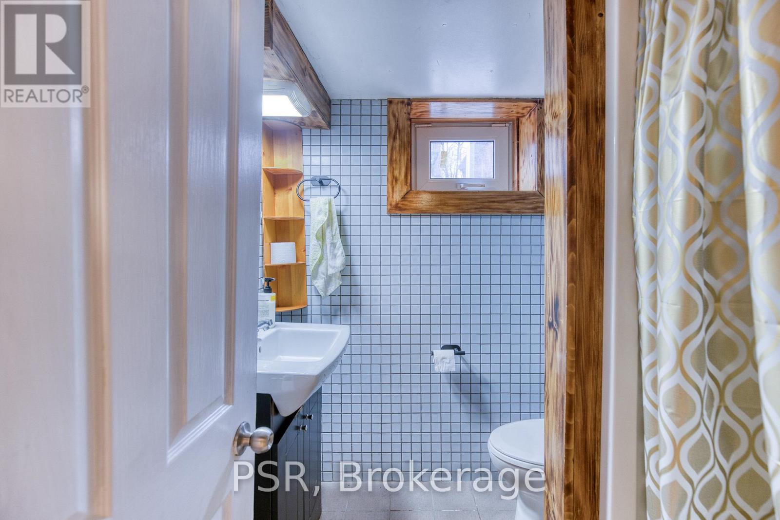 57 Eby Street S, Kitchener, Ontario  N2G 3K9 - Photo 37 - X13001254