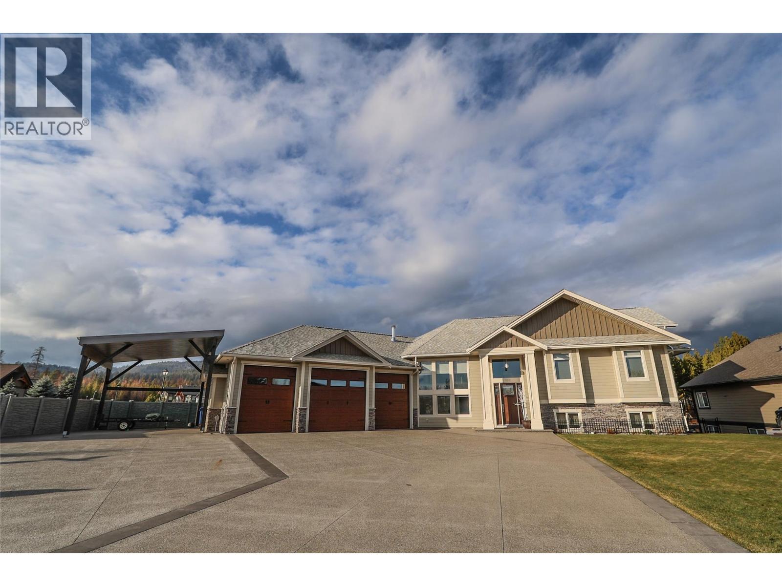 100 Forest Crowne Crescent, Kimberley, British Columbia  V1A 0A4 - Photo 3 - 10383106