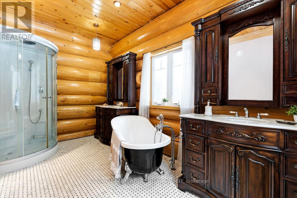 2467 Darling Road, Lanark Highlands, Ontario  K0A 1P0 - Photo 19 - X12880130