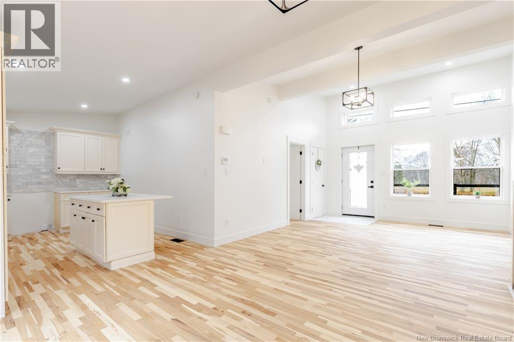 35 Sunset Drive, Nashwaaksis, New Brunswick  E3A 1A1 - Photo 2 - NB137169