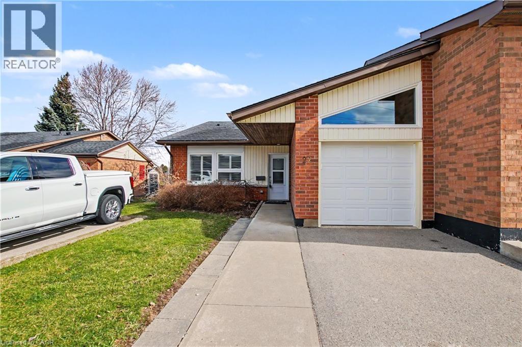 22 Sister Kern Terrace, Hamilton, Ontario  L9B 2M1 - Photo 1 - 40817439