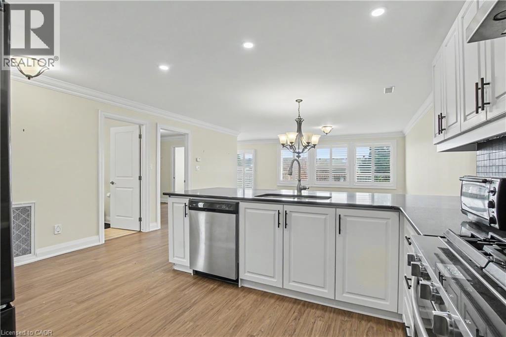 22 Sister Kern Terrace, Hamilton, Ontario  L9B 2M1 - Photo 14 - 40817439