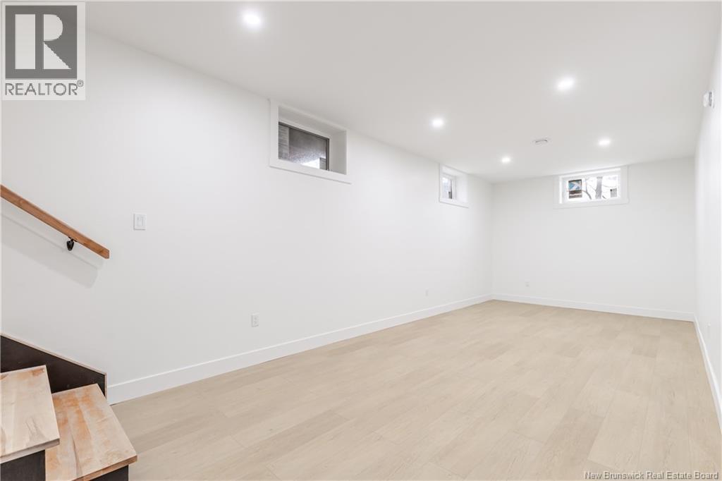 35 Sunset Drive, Nashwaaksis, New Brunswick  E3A 1A1 - Photo 34 - NB137169