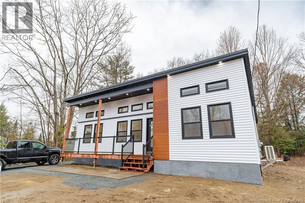 35 Sunset Drive, Nashwaaksis, New Brunswick  E3A 1A1 - Photo 37 - NB137169