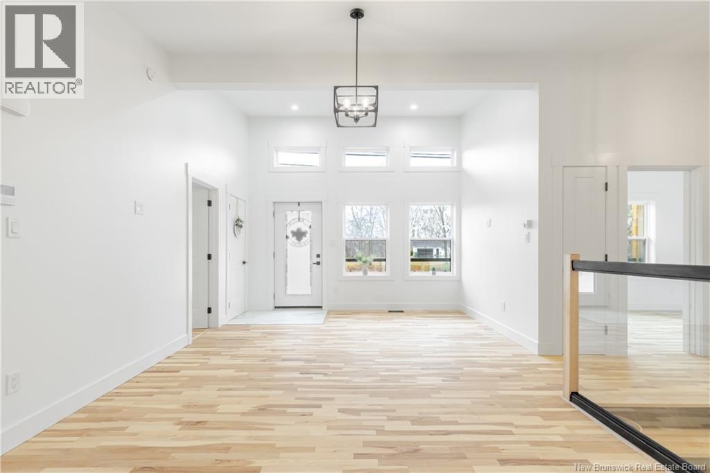 35 Sunset Drive, Nashwaaksis, New Brunswick  E3A 1A1 - Photo 11 - NB137169