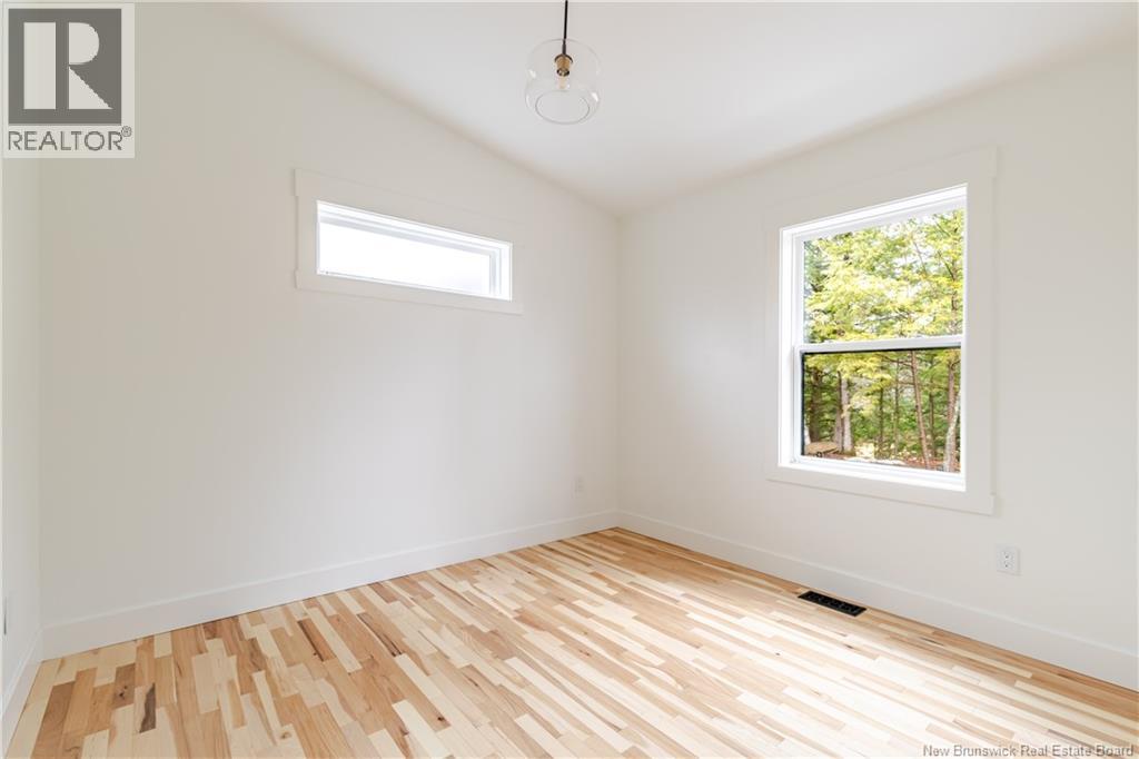 35 Sunset Drive, Nashwaaksis, New Brunswick  E3A 1A1 - Photo 12 - NB137169
