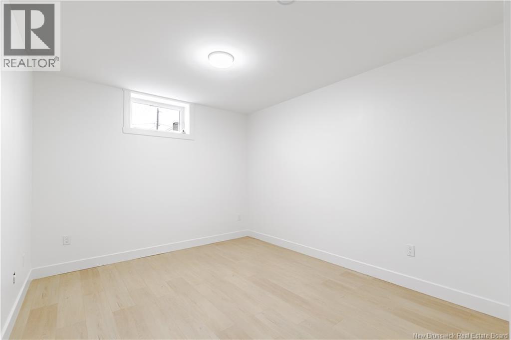 35 Sunset Drive, Nashwaaksis, New Brunswick  E3A 1A1 - Photo 24 - NB137169