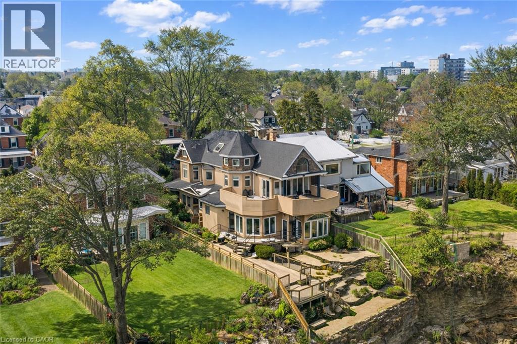 91 MOUNTAIN PARK Avenue, Hamilton, Ontario