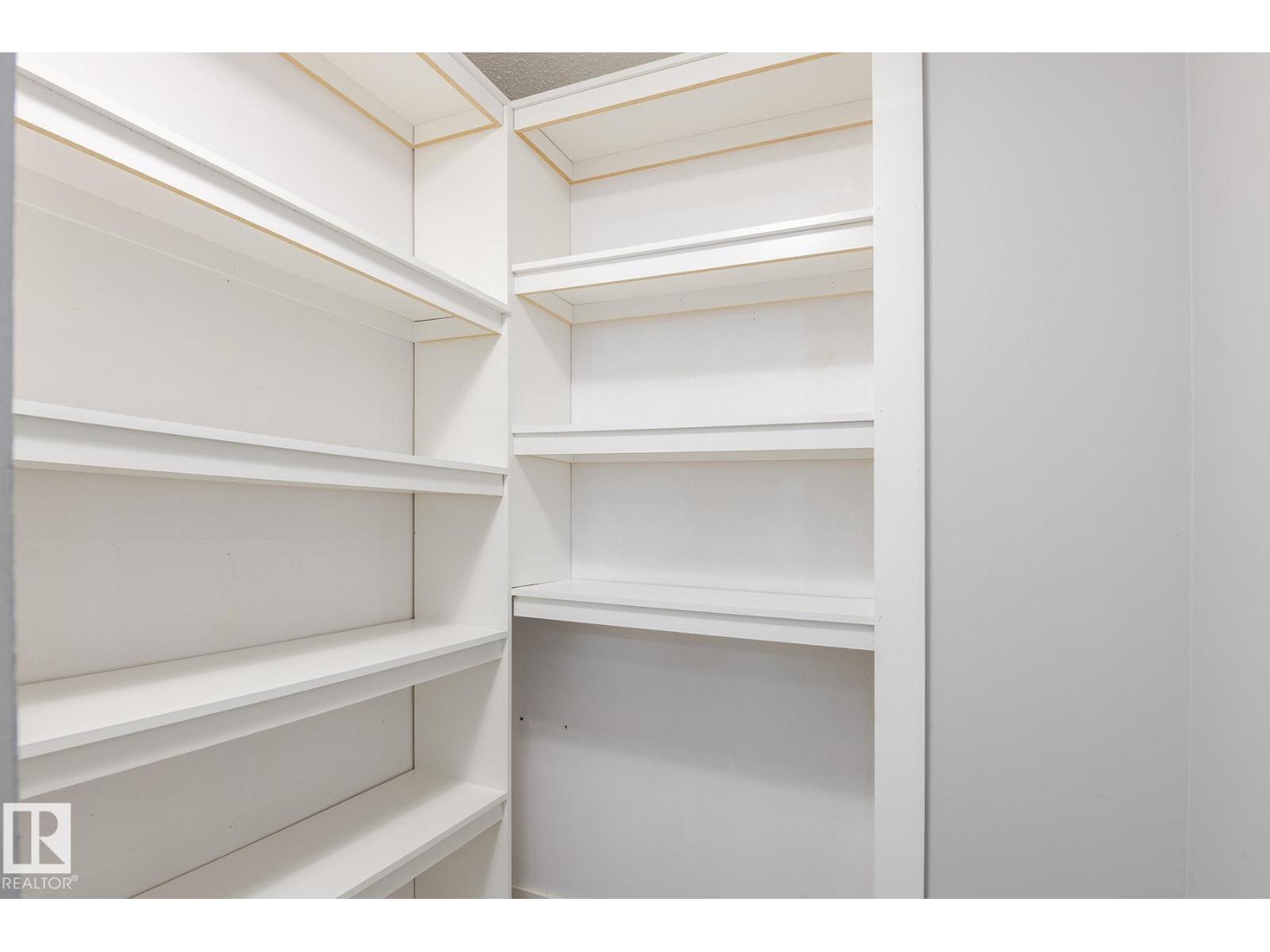 11142 18 Av Nw, Edmonton, Alberta  T6J 4T9 - Photo 14 - E4482283