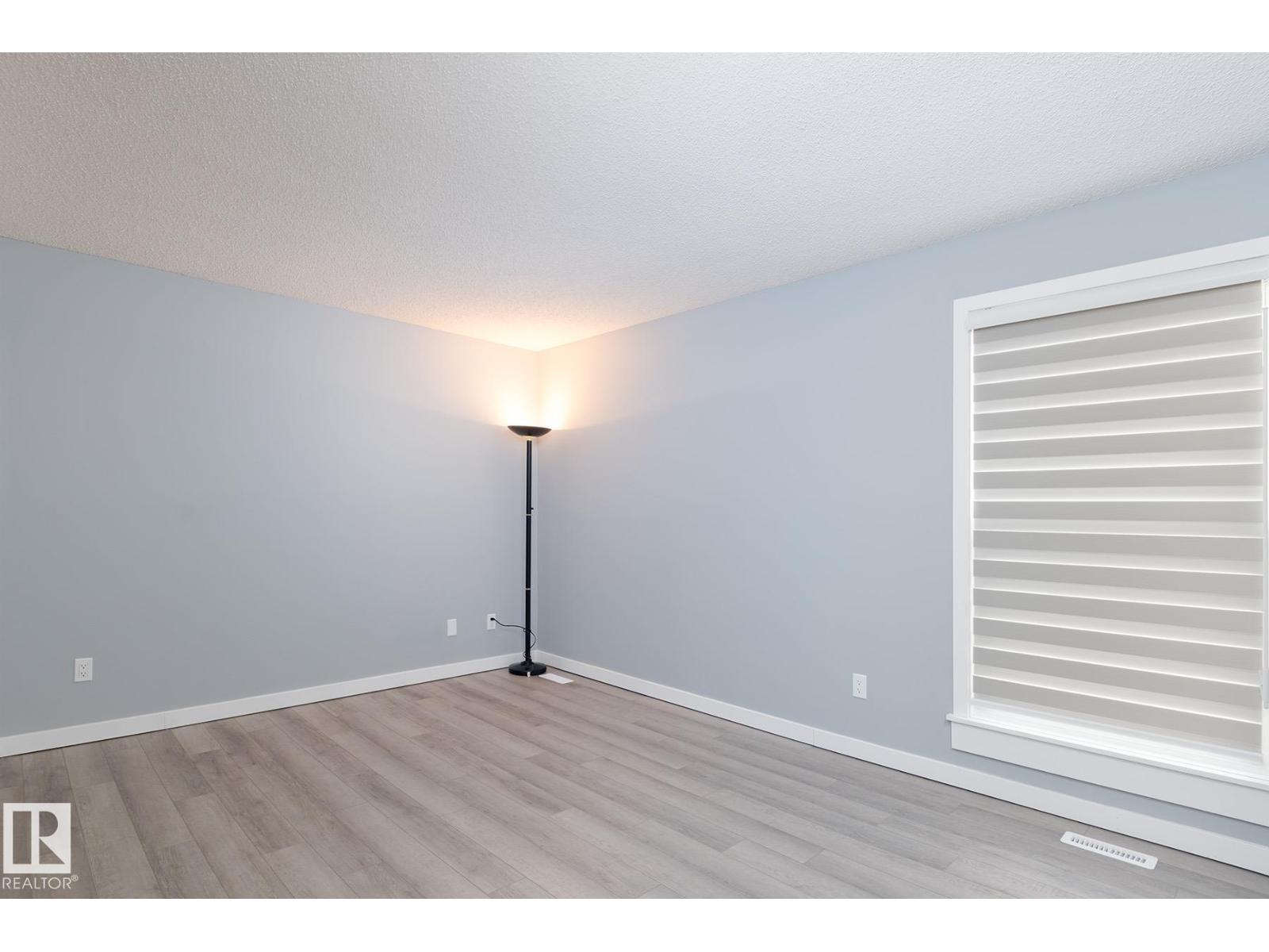 11142 18 Av Nw, Edmonton, Alberta  T6J 4T9 - Photo 27 - E4482283