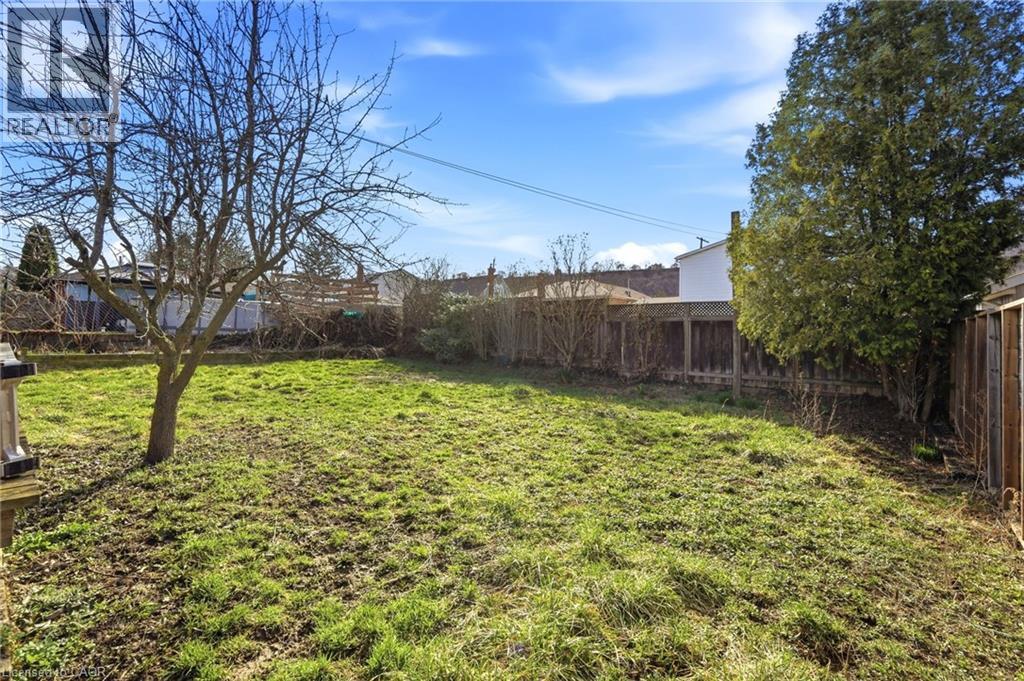 170 Stewartdale Avenue, Hamilton, Ontario  L8K 4P5 - Photo 12 - 40813517