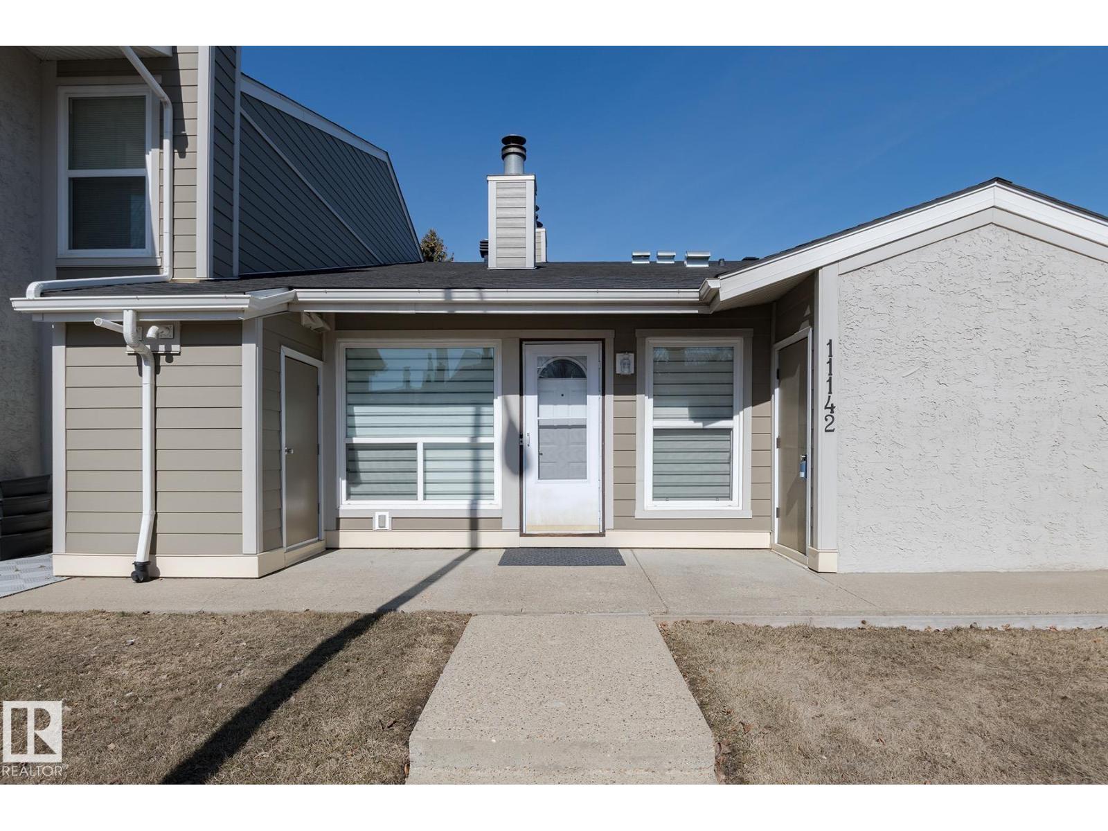 11142 18 Av Nw, Edmonton, Alberta  T6J 4T9 - Photo 1 - E4482283