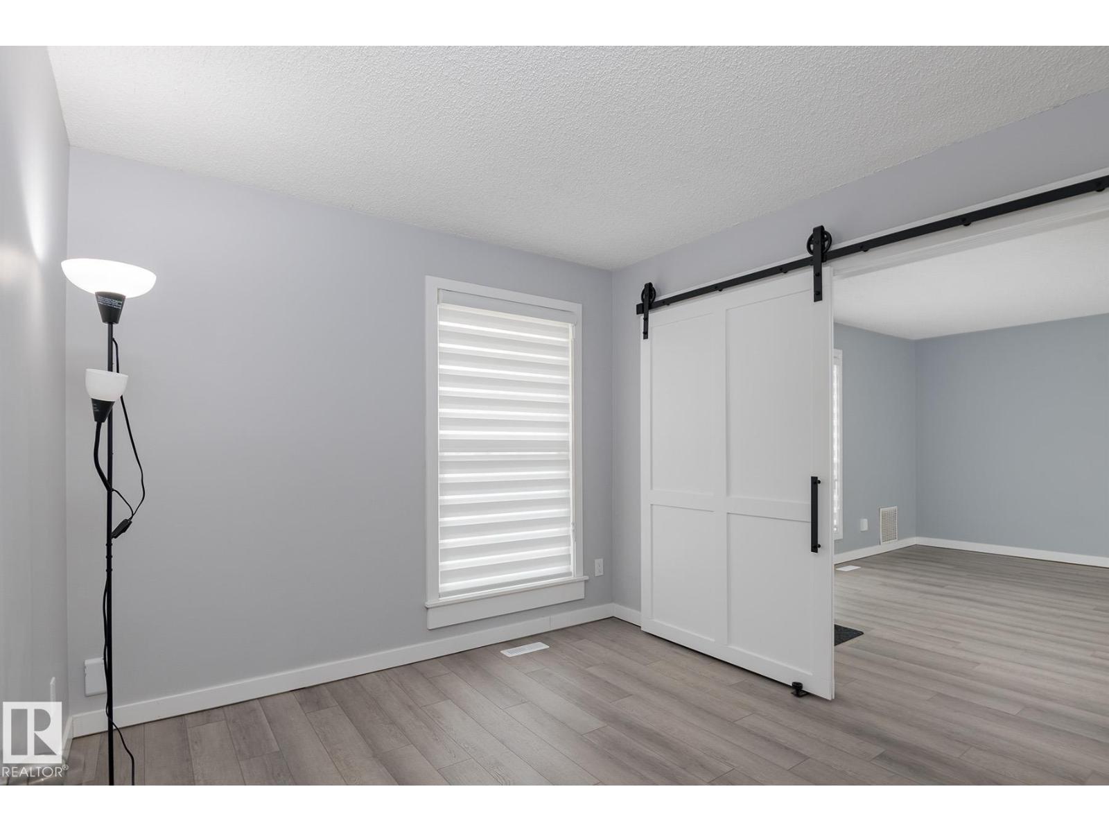 11142 18 Av Nw, Edmonton, Alberta  T6J 4T9 - Photo 19 - E4482283