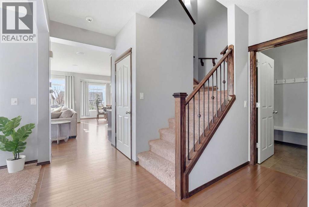 47 Drake Landing Crescent, Okotoks, Alberta  T1S 0E7 - Photo 6 - A2298377