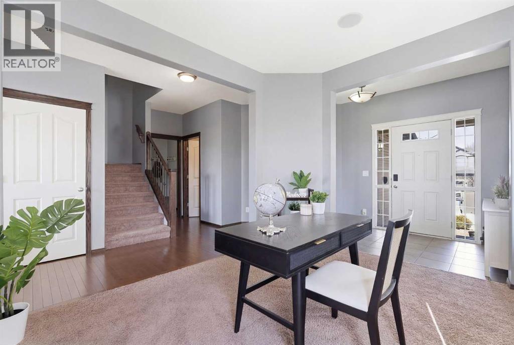47 Drake Landing Crescent, Okotoks, Alberta  T1S 0E7 - Photo 8 - A2298377