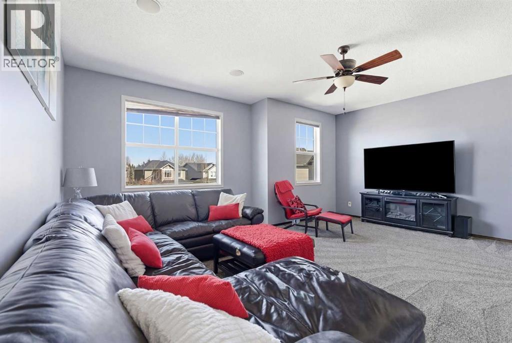 47 Drake Landing Crescent, Okotoks, Alberta  T1S 0E7 - Photo 34 - A2298377