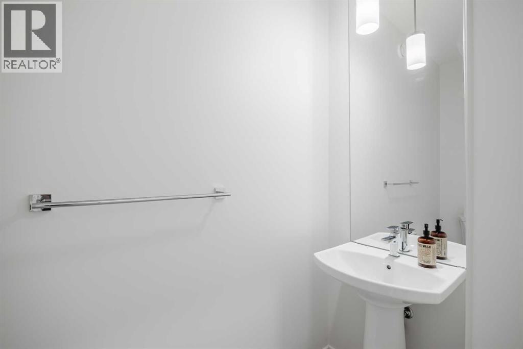 25 Legacy Glen Crescent SE, Calgary, Alberta  T2X 4G5 - Photo 17 - A2301355