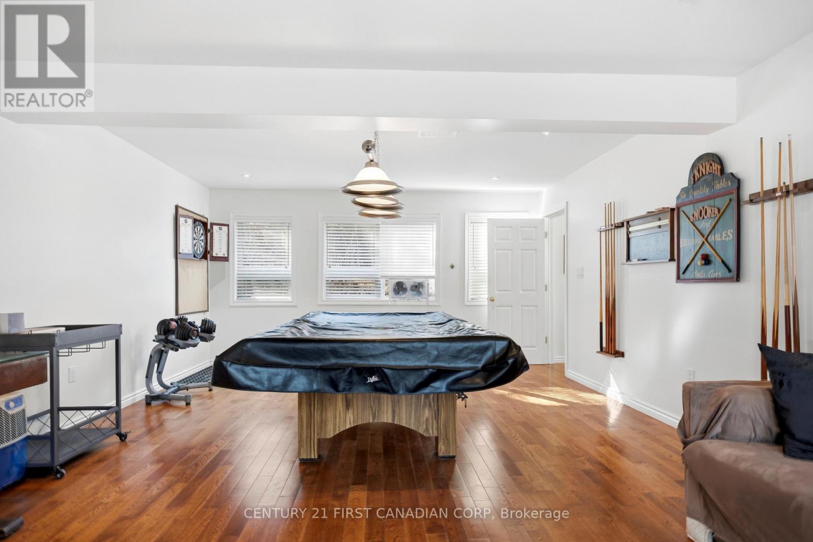 10277 Grand Oaks Drive, Lambton Shores, Ontario  N0M 1T0 - Photo 17 - X13001476