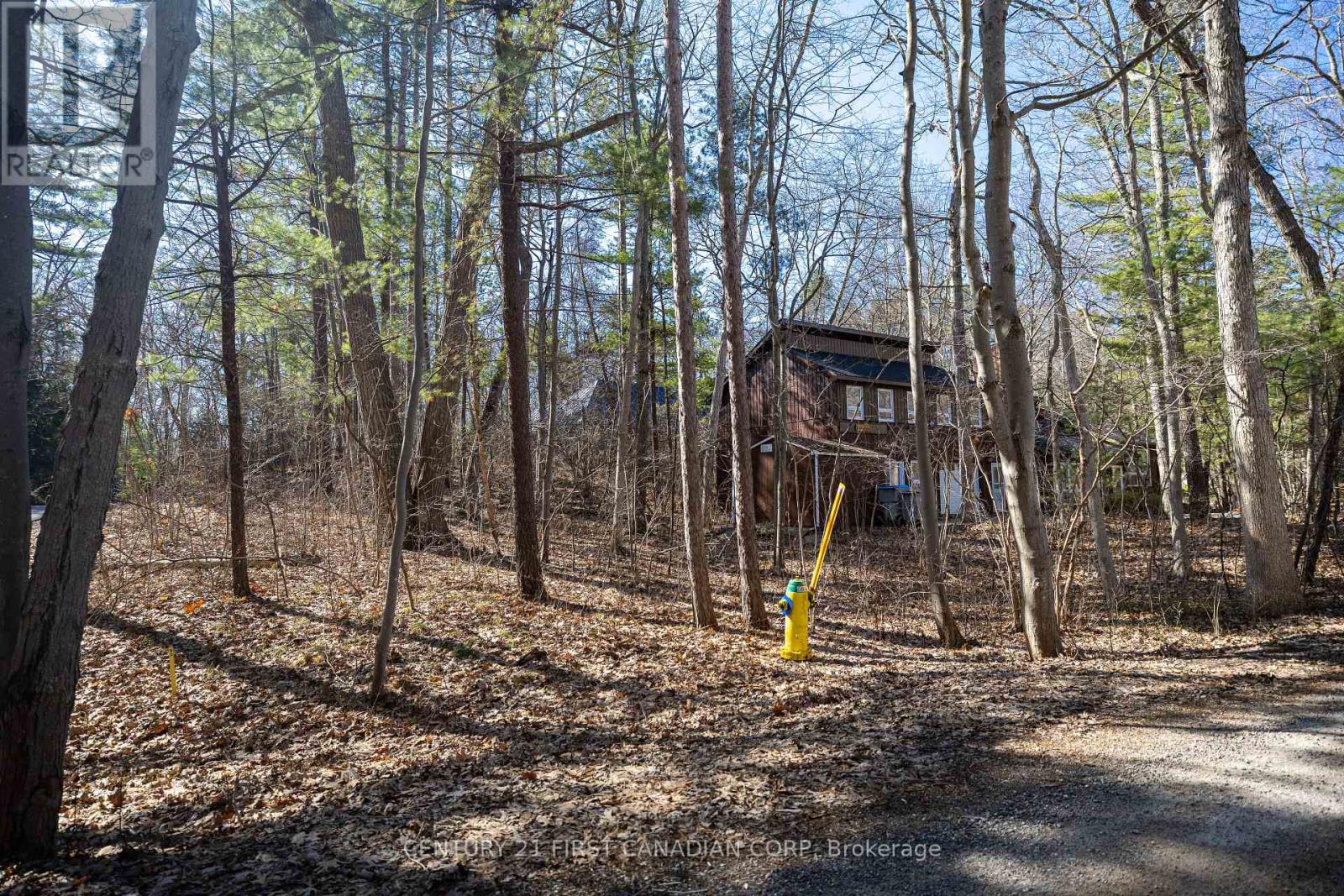 10277 Grand Oaks Drive, Lambton Shores, Ontario  N0M 1T0 - Photo 28 - X13001476