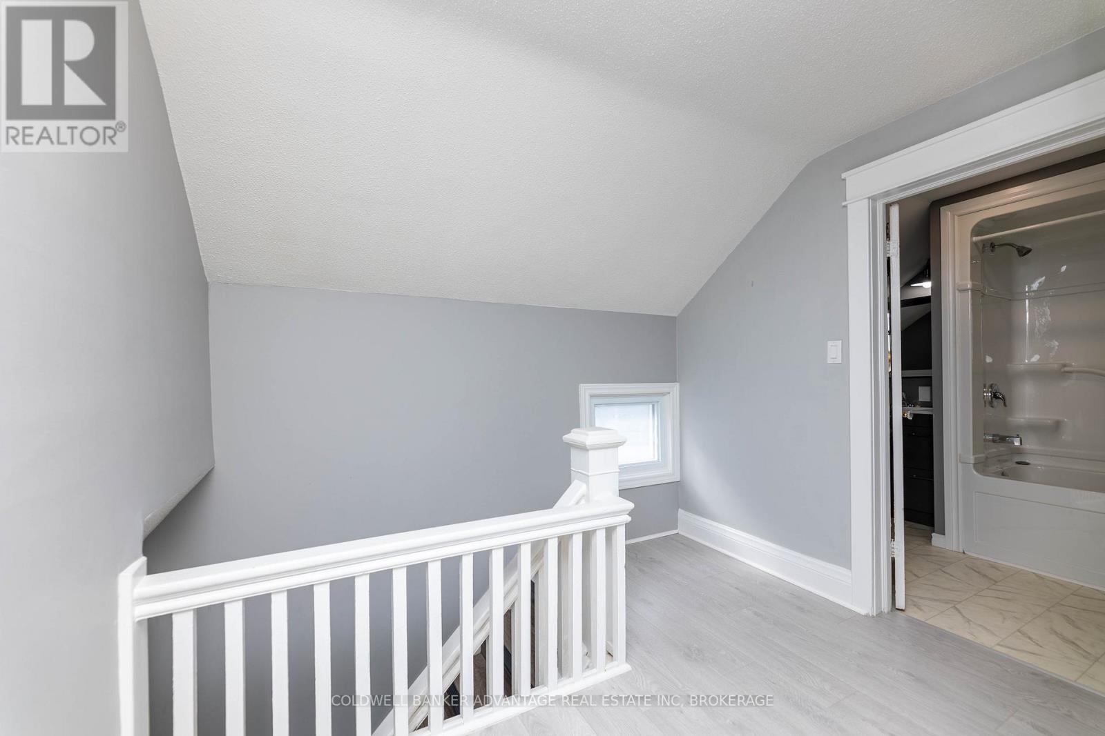 19 Duncan Street, Welland, Ontario  L3B 2C5 - Photo 22 - X13000852