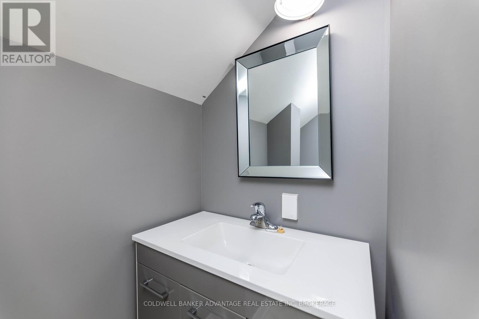 19 Duncan Street, Welland, Ontario  L3B 2C5 - Photo 25 - X13000852