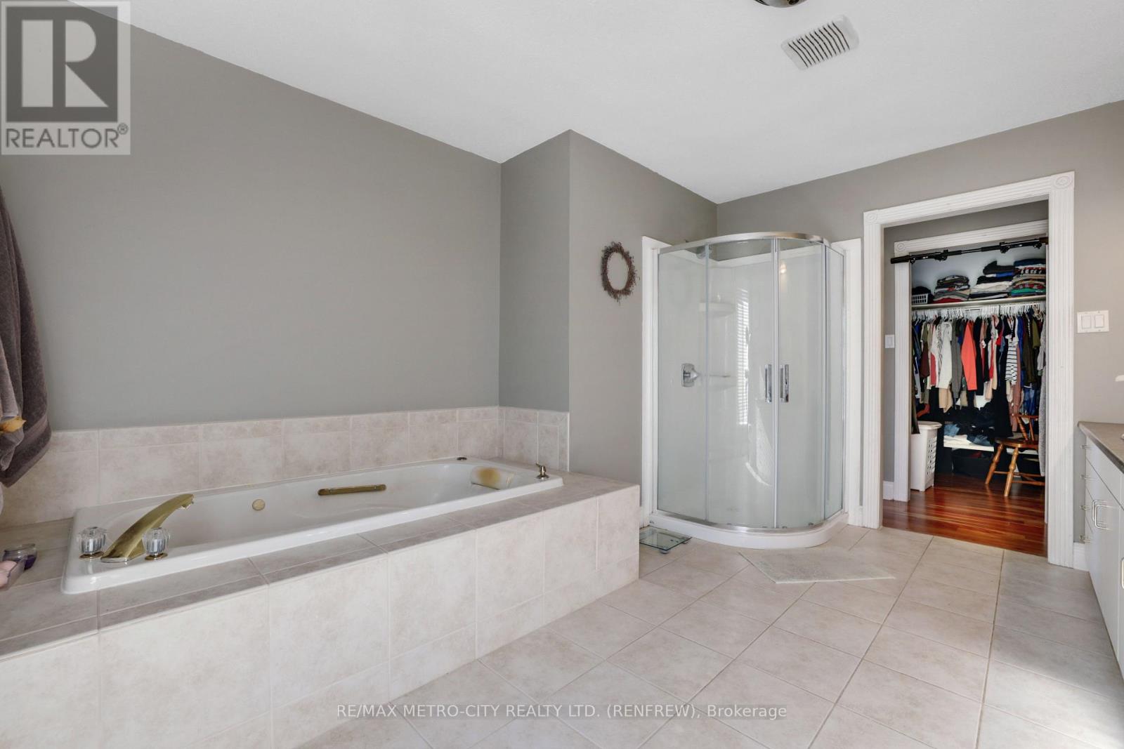 704 Clifford Side Road, Mcnab/braeside, Ontario K7V 3Z4 - Photo 19 - X13001326