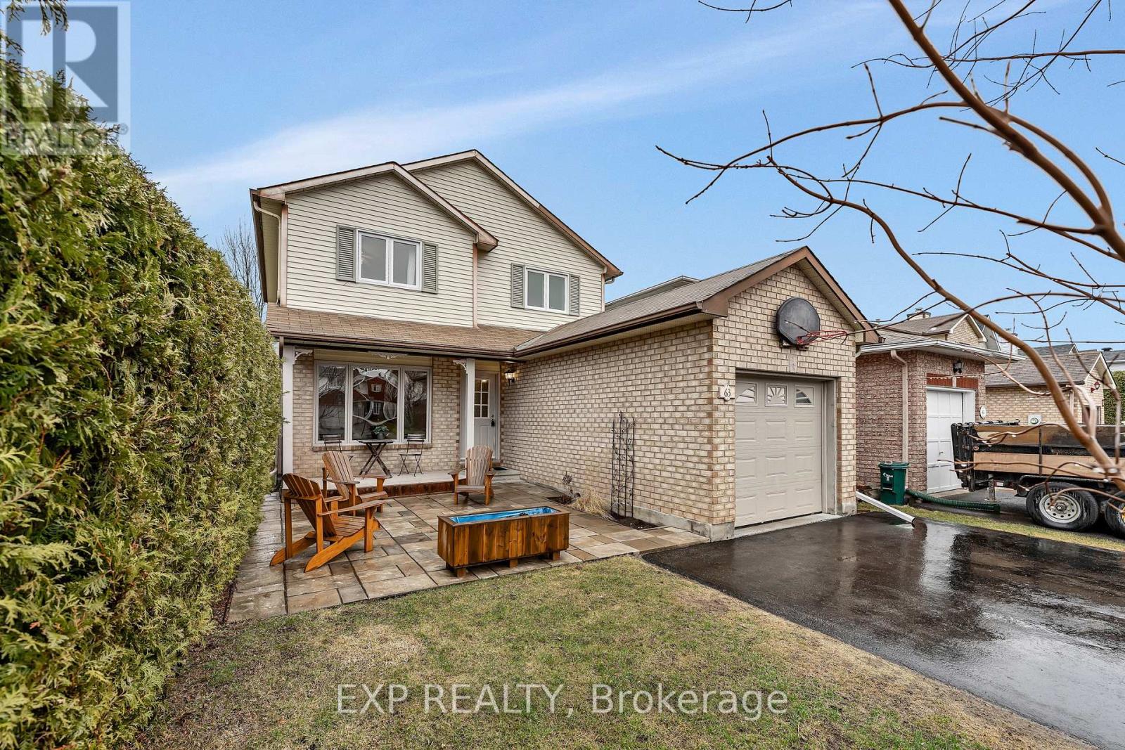 63 Victor Street, Ottawa, Ontario  K2S 1H8 - Photo 2 - X13001308