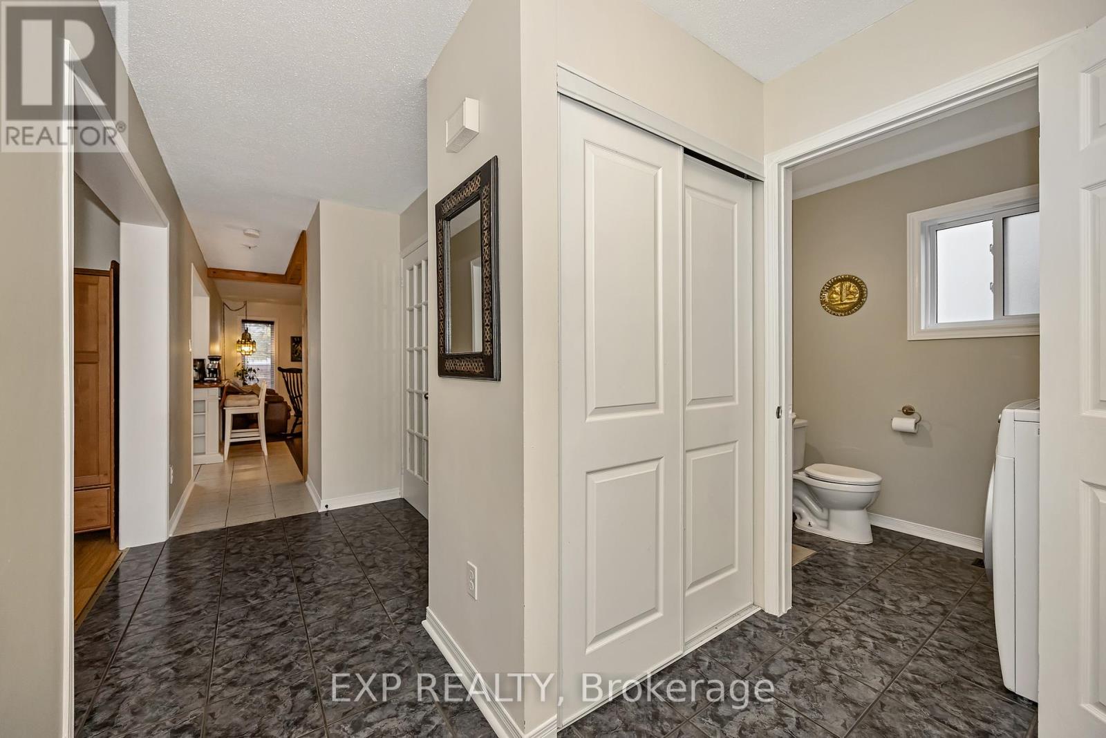 63 Victor Street, Ottawa, Ontario  K2S 1H8 - Photo 6 - X13001308