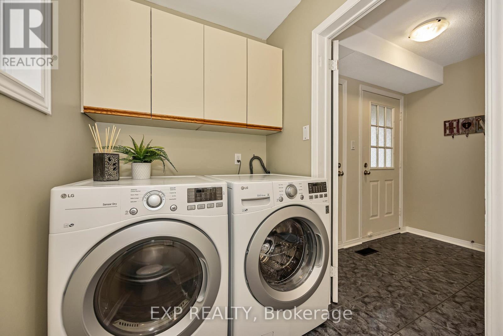 63 Victor Street, Ottawa, Ontario  K2S 1H8 - Photo 8 - X13001308