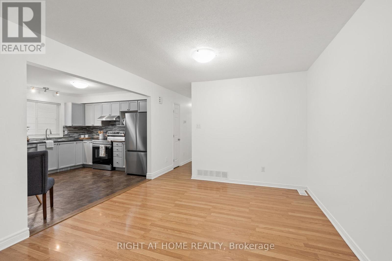 35 Montana Way, Ottawa, Ontario  K2J 4M2 - Photo 11 - X13001410