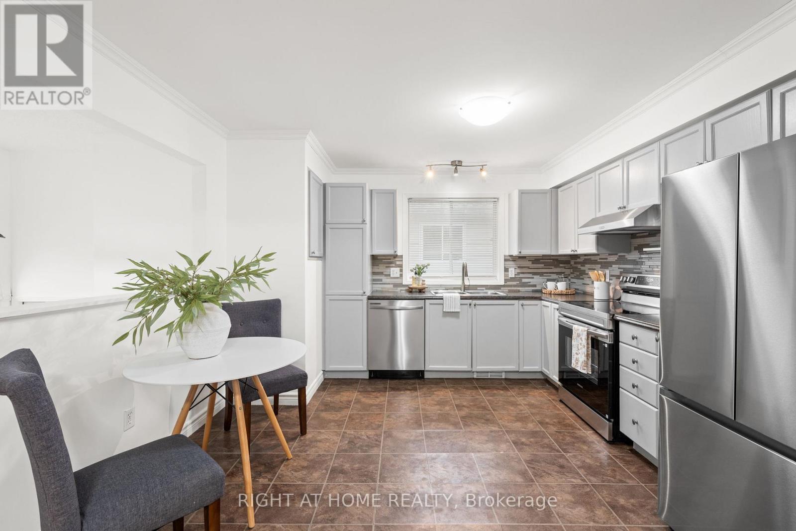 35 Montana Way, Ottawa, Ontario  K2J 4M2 - Photo 13 - X13001410