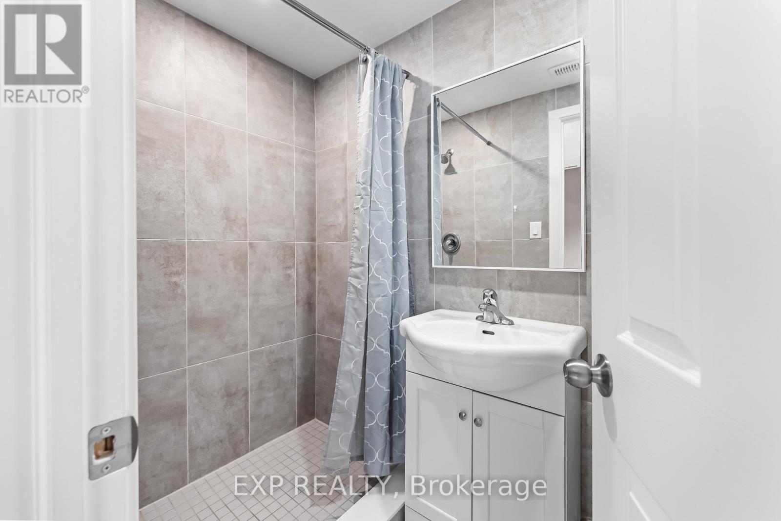 146 Oakdale Avenue, St. Catharines, Ontario  L2P 2L1 - Photo 15 - X13001288