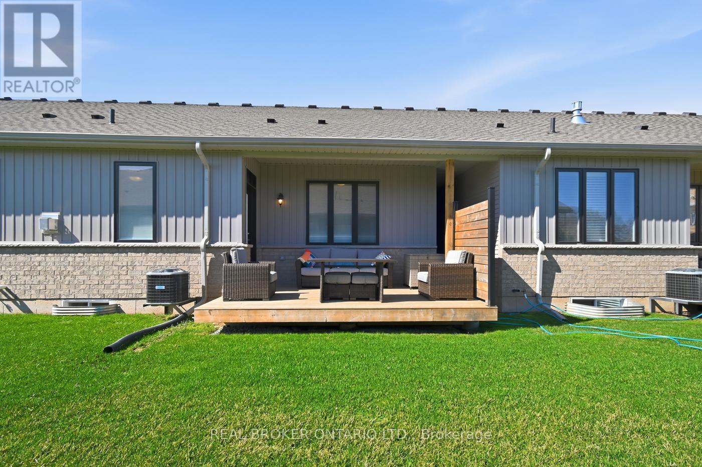 18 Borden Trail, Welland, Ontario  L3C 0H1 - Photo 43 - X13001438